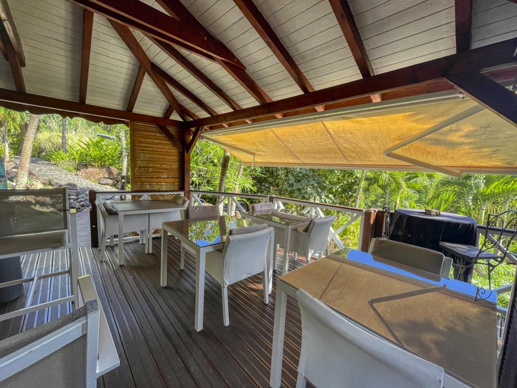 Location Domaine du Rocher Noir Pointe Noire Guadeloupe-espace petit déjeuner-52